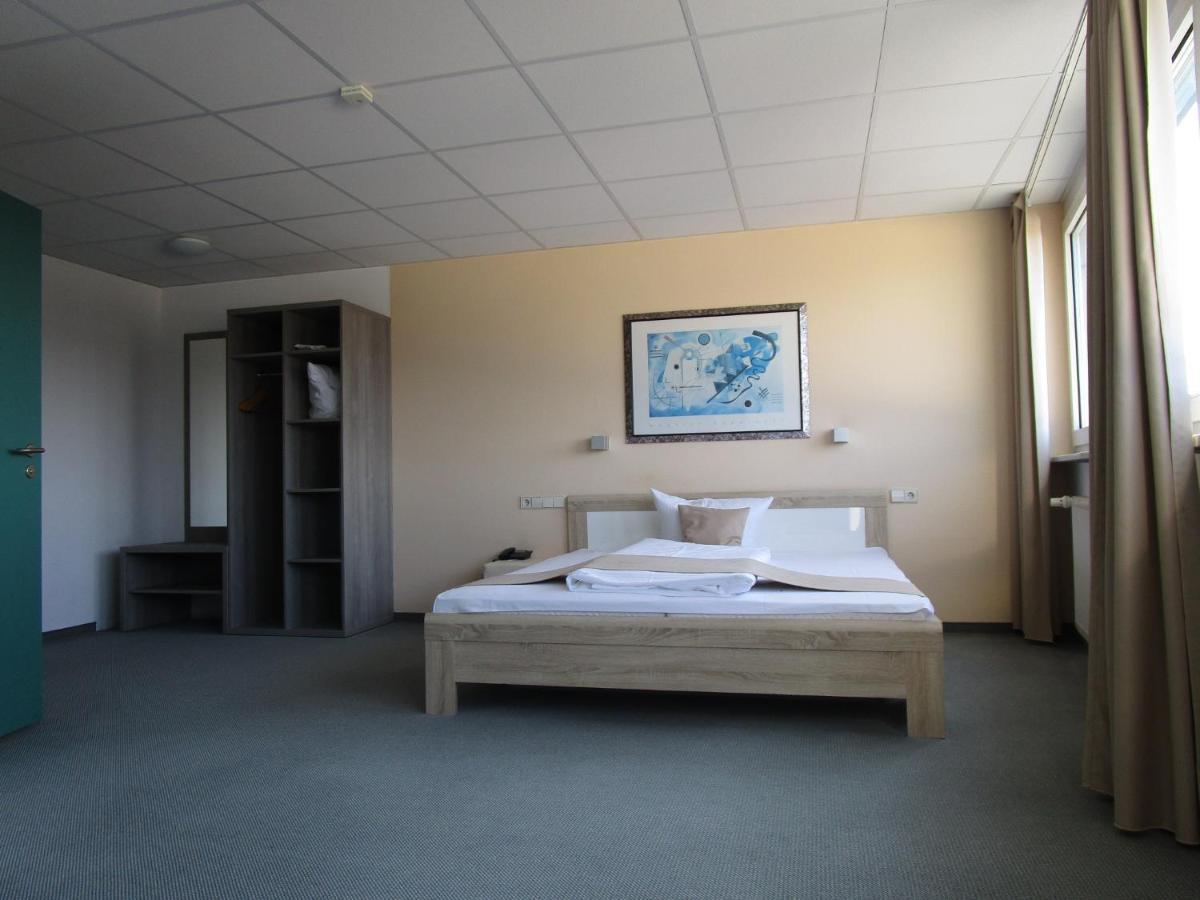 Businesshotel & Appartements Stuttgart-Vaihingen Dış mekan fotoğraf