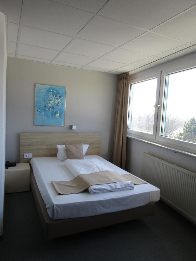 Businesshotel & Appartements Stuttgart-Vaihingen Dış mekan fotoğraf